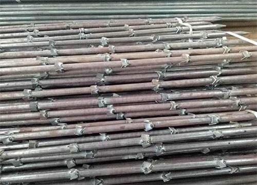 南岸隧道钢花管